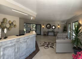 Moonshine Hotel Suites 2