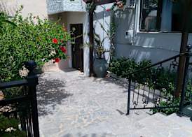 Elvira Hotel 3