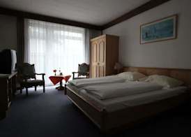 Hotel LEANO 3