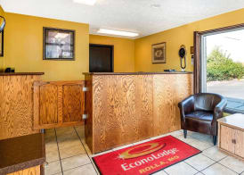 Econo Lodge near Missouri University of Science and Technology 3