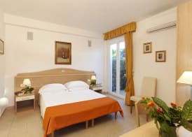 Hotel Villa Smeraldo 5