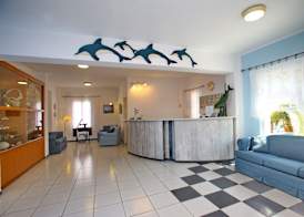 Dolphin Hotel 3