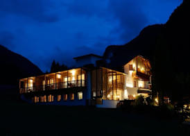 Alpin Stile Hotel 2