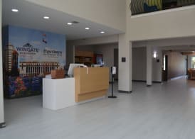Wingate by Wyndham College Station South 2