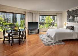 Avenue of the Arts Costa Mesa, a Tribute Portfolio Hotel 5