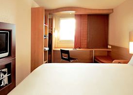 Ibis Gloucester 5