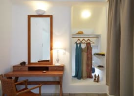 Black Rose Beach Suites 3