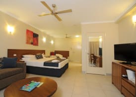 Cairns Queenslander Hotel & Apartments 3