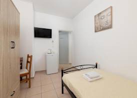 Amethyst Rooms 2