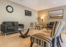 Comfort Suites Downtown 5