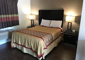 Manhattan Inn & Suites 5