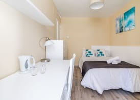 AYZ Villegas - Auto check-in property 2