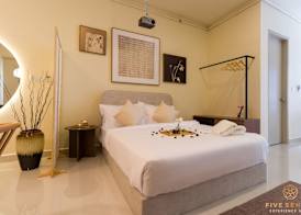 KIP Core Soho Suite by Five Senses 5