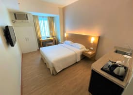 One Pacific Place Serviced Residences 4