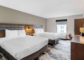 Best Western Plus Bourbonnais Hotel & Suites 4