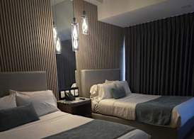 Hotel Plaza Génova Centro 5