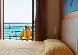 Hotel Mirage 3