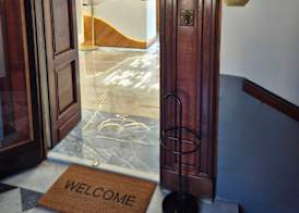 Arco Boutique Rooms 2