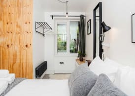 Modern Central 1 Bed in Clerkenwell - sleeps 4 3