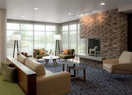 Fairfield Inn & Suites by Marriott Columbia 2