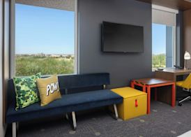 Aloft by Marriott Wichita 4
