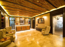Hotel 5 Continents 2