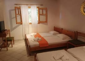 Traditional Villa, Stunning Surroundings 4