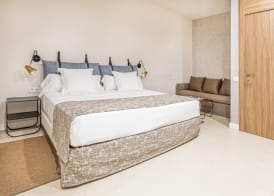 Casa Lirio by Blossom Hotels 5