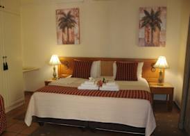 Centre Court B&B 4