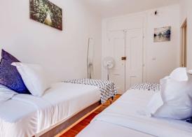 3 Bedroom Apartment in Baixa with River View 2