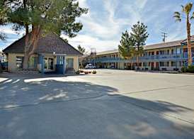 Americas Best Value Inn & Suites - Lancaster 2