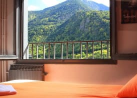 Barri Antic Hostel & Pub 3