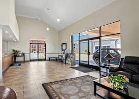 Days Inn by Wyndham Fontana / Rialto 4