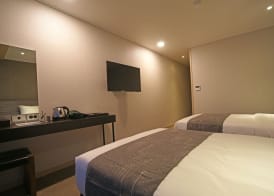 I-Jin Hotel 4