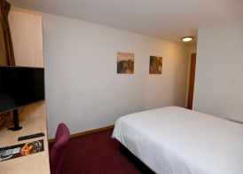 Meadow Farm Redditch by Marstons Inns 4