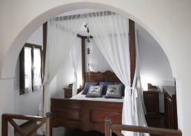 Anna Traditional Apartments 5