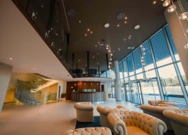 Life Hotel 2