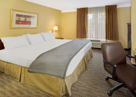 Days Inn by Wyndham Silver Spring 5