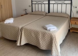 Aparthotel Iris 4