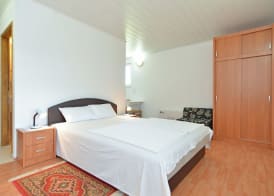 Apartment 1631 4
