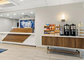 Holiday Inn Express PRINCETON/I-77 by IHG 2