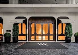 Waldorf Astoria Shanghai Qiantan 2