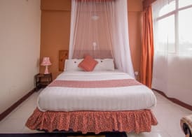 Chester Hotel 5
