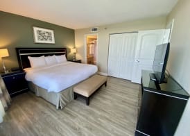 Radisson Suite Hotel Oceanfront 4