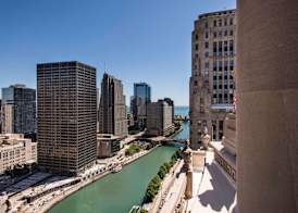LondonHouse Chicago, Curio Collection by Hilton 5