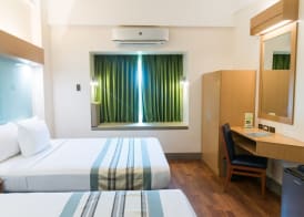 Microtel by Wyndham South Forbes near Nuvali 3