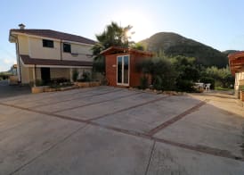 Villa Garden 2