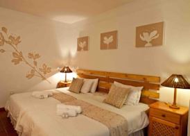 Woodpecker Inn 3