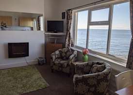 Rowntree Seaview Holiday Flats small double room with no view 3