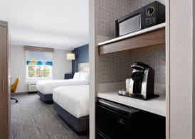 Holiday Inn Express & Suites WILLIAMSBURG by IHG 3